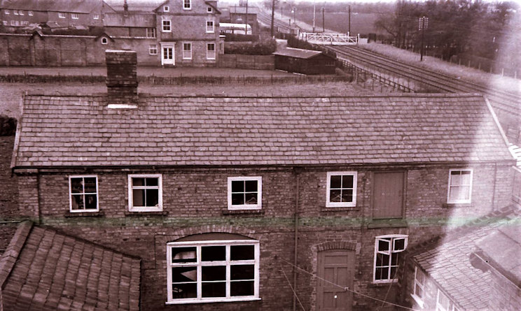 Barmby Road level crossing